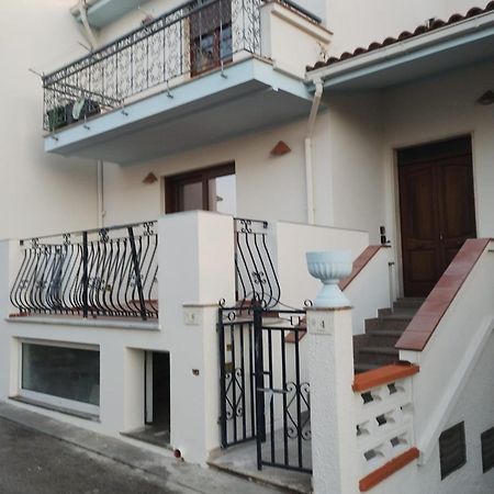 קאסטלסארדו Appartamento Per Vacanza מראה חיצוני תמונה